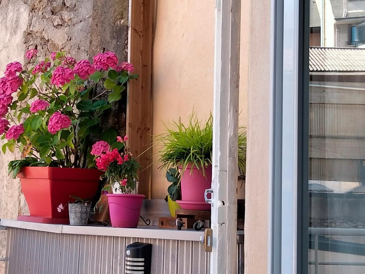Les Chambres Hautes D'Anastasia Rodez Zewnętrze zdjęcie