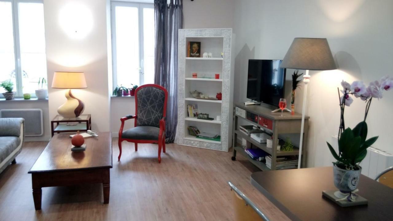 Les Chambres Hautes D'Anastasia Rodez Zewnętrze zdjęcie
