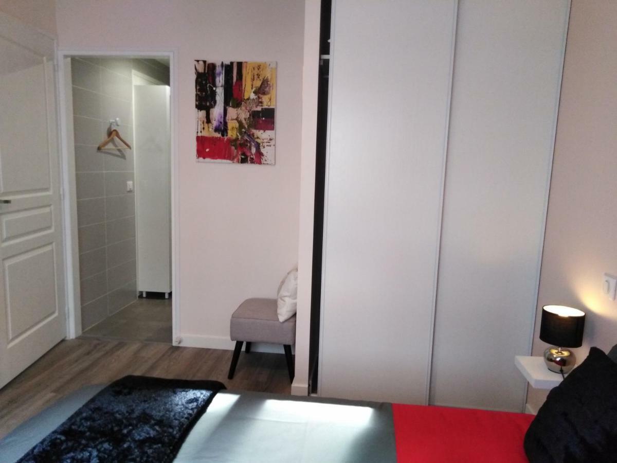 Les Chambres Hautes D'Anastasia Rodez Zewnętrze zdjęcie